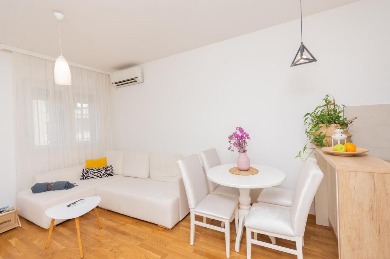 Lux City Apartment With Parking Подгорица Экстерьер фото