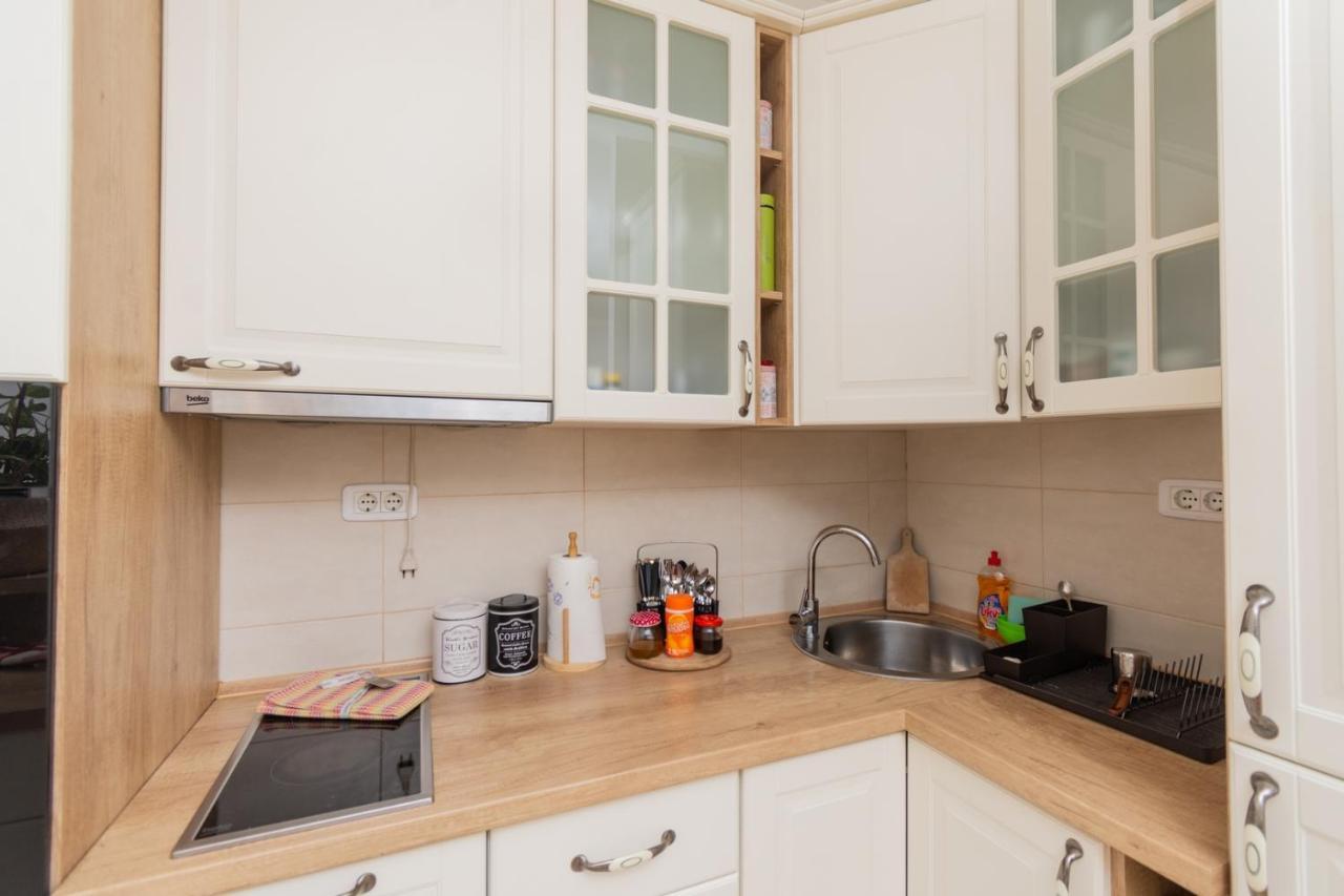 Lux City Apartment With Parking Подгорица Экстерьер фото